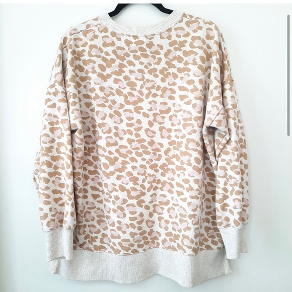 Aerie oversized animal print sweatshirts - Picture 2 of 8